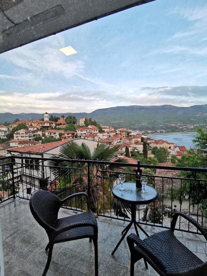 Apartments Veronika Ohrid Exterior photo