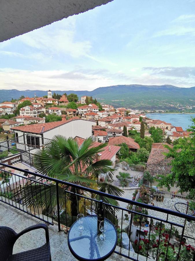 Apartments Veronika Ohrid Exterior photo