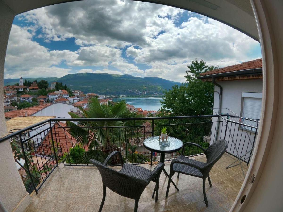 Apartments Veronika Ohrid Exterior photo